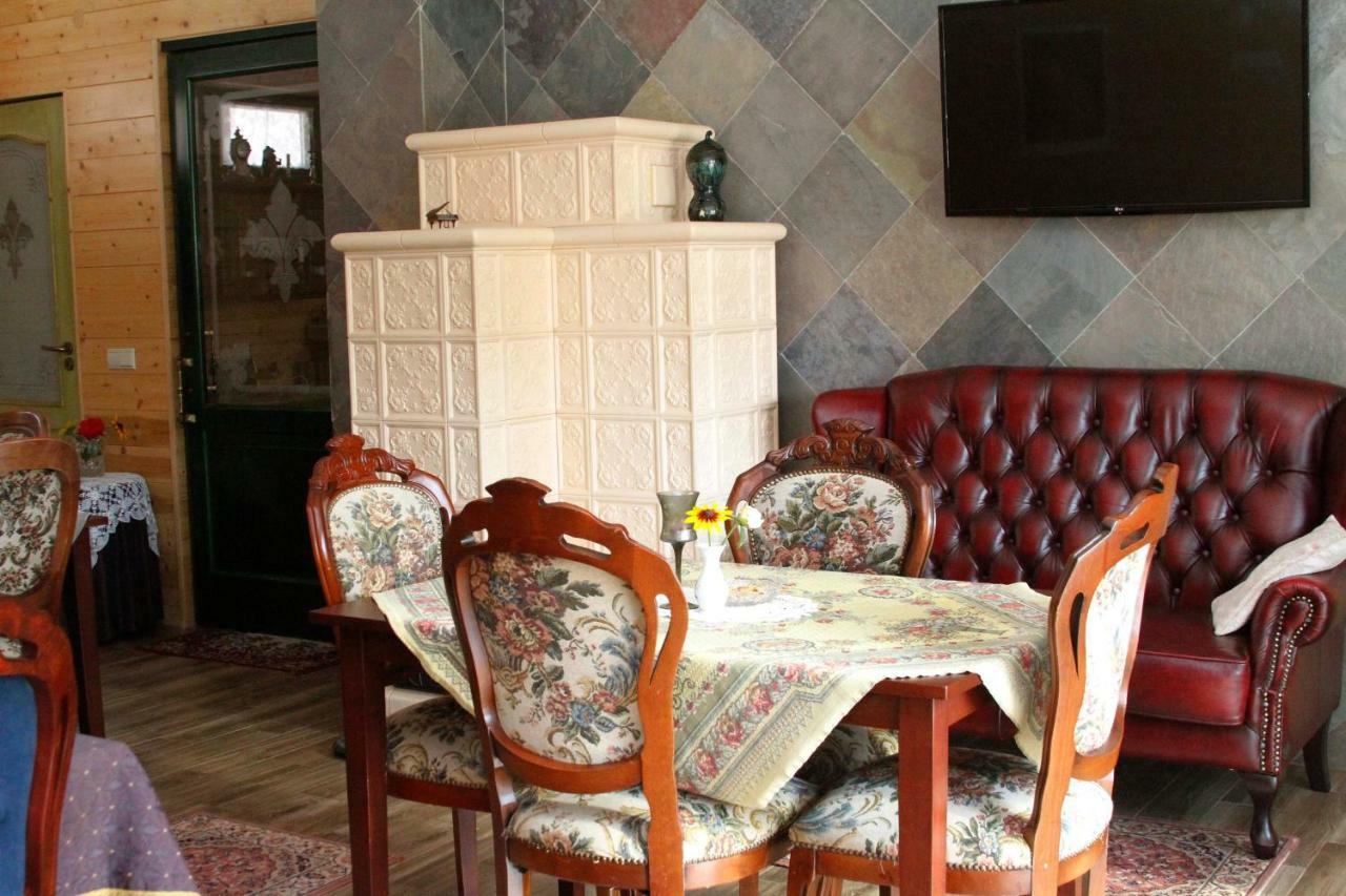 Sasfészek Vendégház Zirc Esterno foto